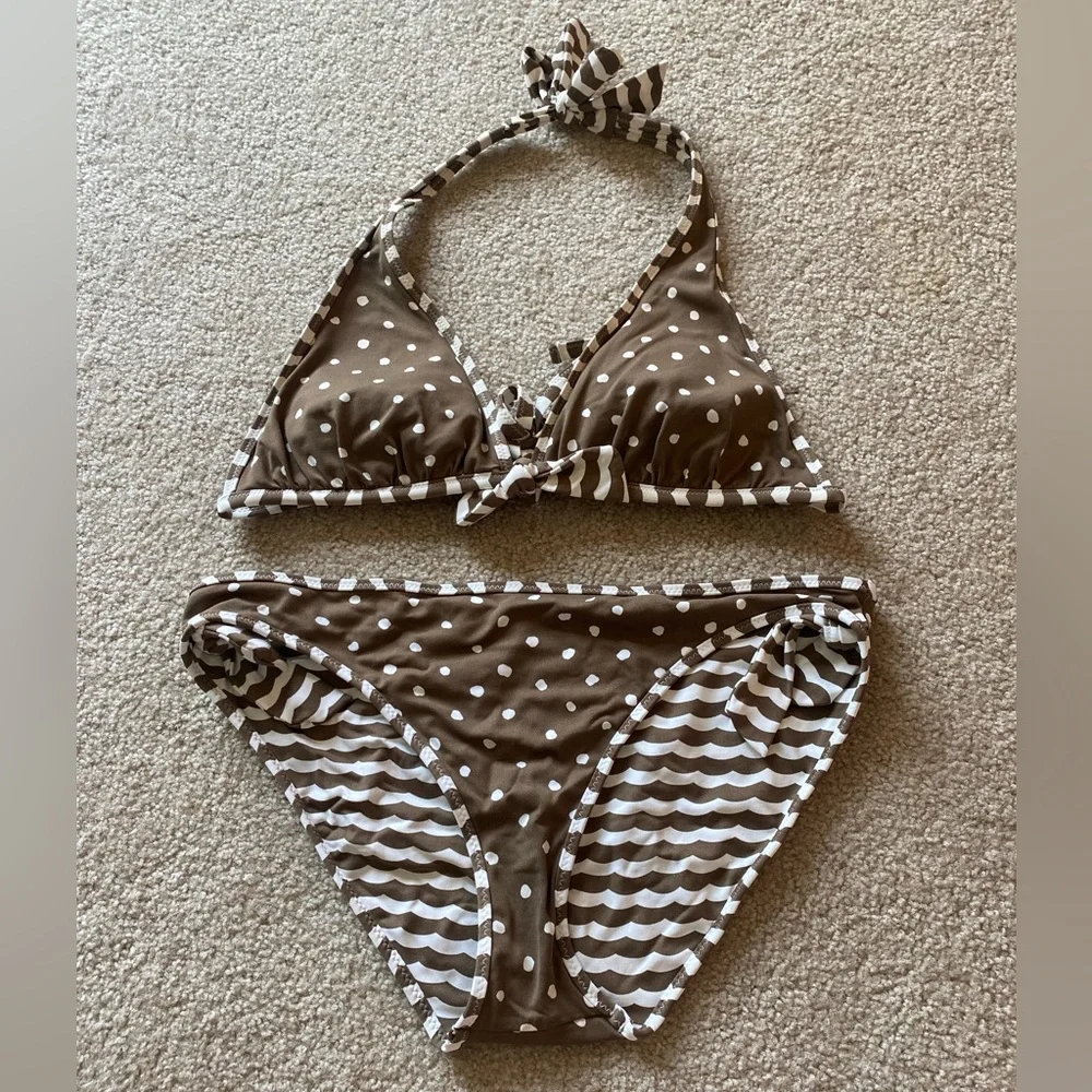 Bikini - Picture 2 of 5